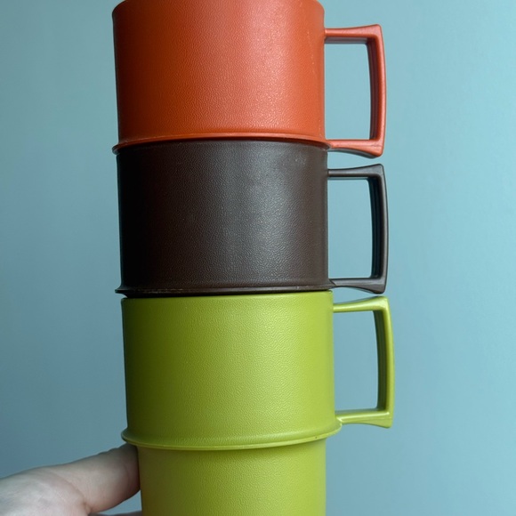 3 Vintage Tupperware 1312 Stacking Coffee Mugs 1970s Drinkware - Picture 13 of 16